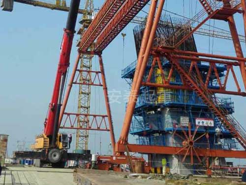 南益95T門(mén)機(jī)拆除 南益95T門(mén)機(jī)拆除